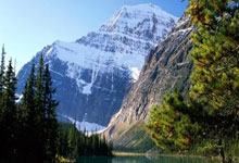 开云体育app-欧陆烽火再燃！从战术革新到文化融合，解码绿茵场上的欧洲统治力