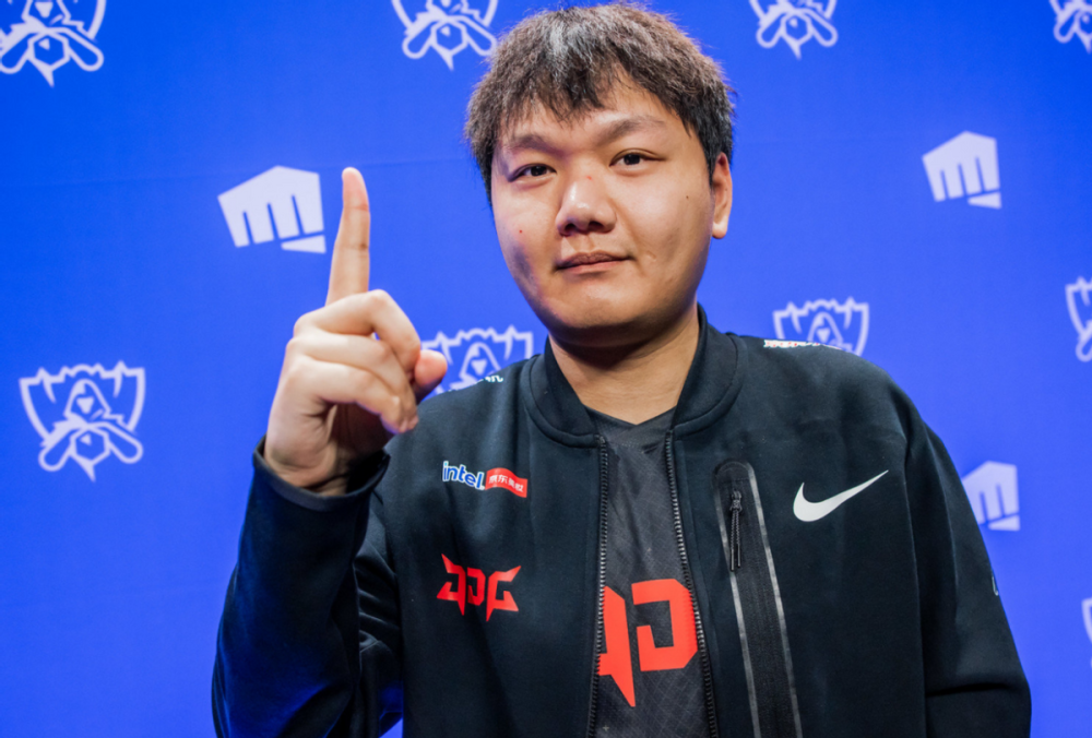 开云下载-关于JDG险胜EDG，Peanut操刀奇招英雄翻盘宿命之战成都决赛之夜，强势挺进下一轮的信息