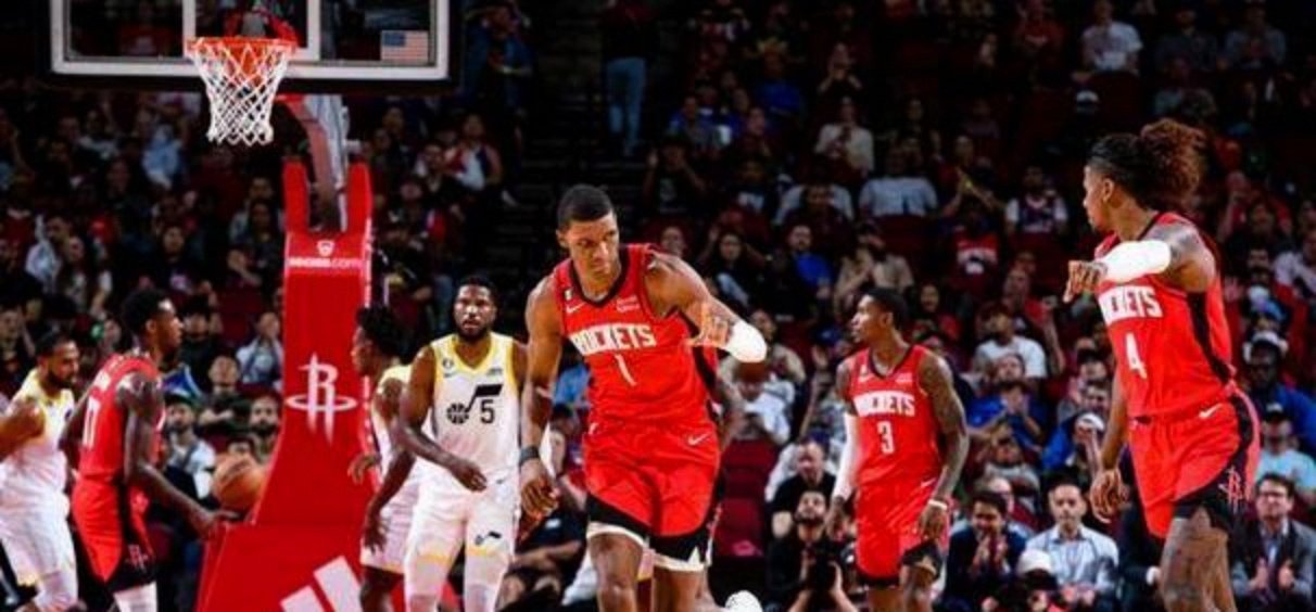 开云体育官方网站-火箭主帅遭遇批评，球队状态低迷