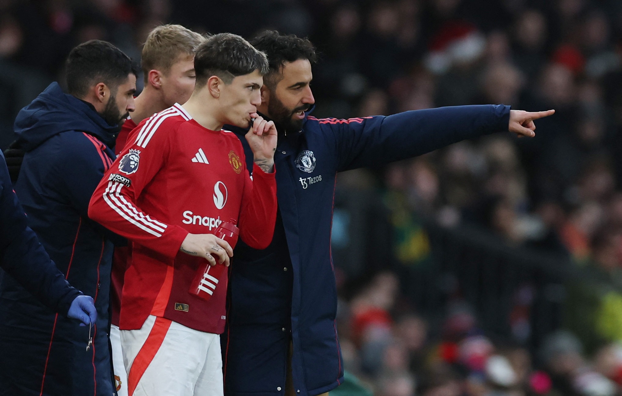 利兹联惨败曼城，英超格局生变的简单介绍