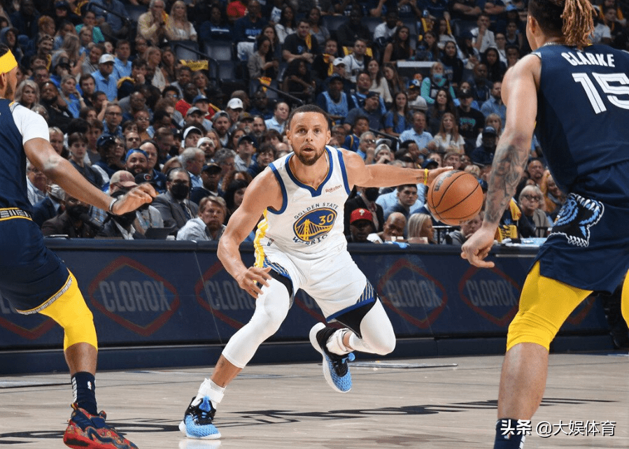 吉林队力克勇士，莫兰特带队取胜