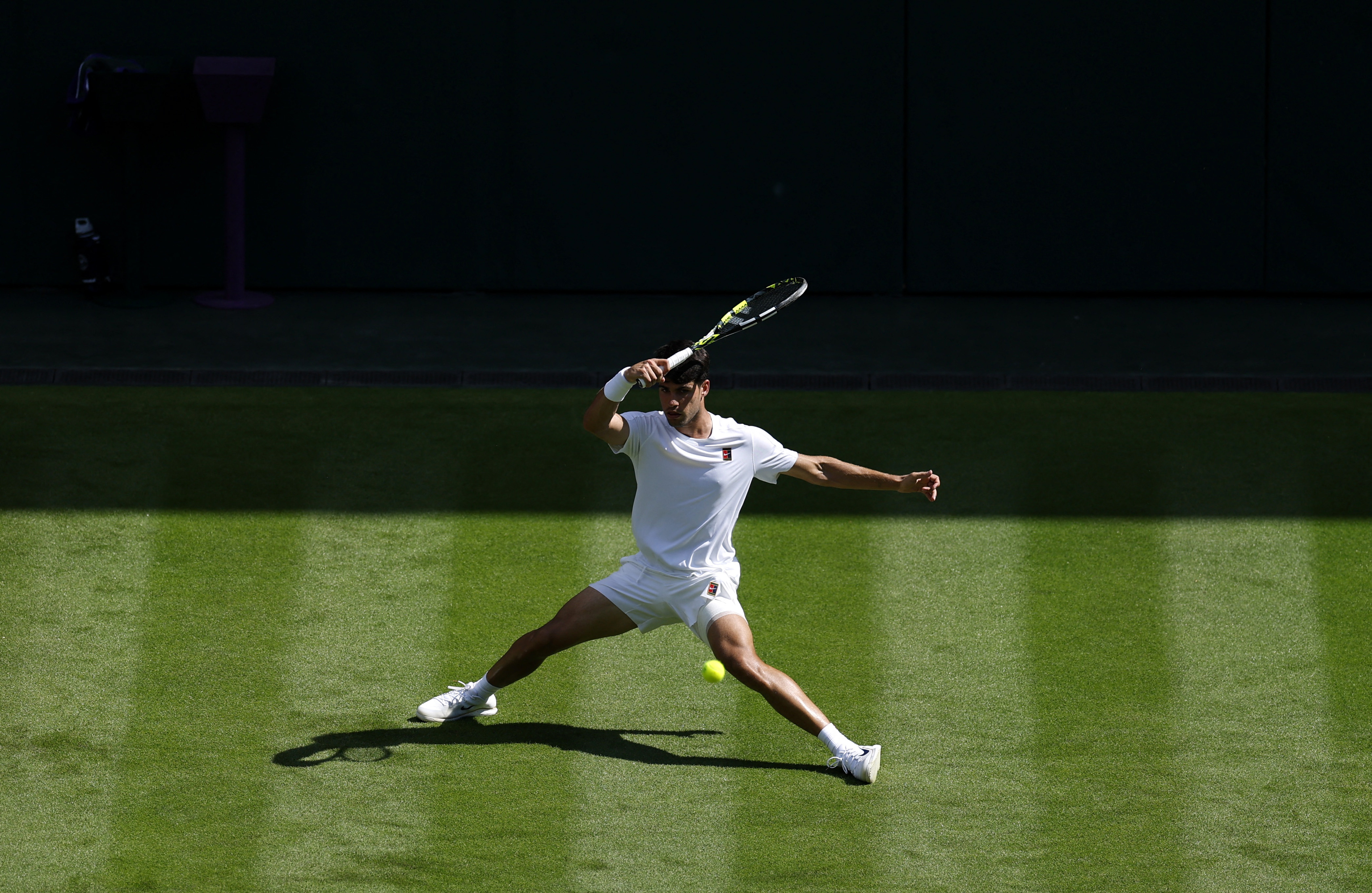 美国网球队碾压澳大利亚网球队，阿尔卡拉斯高光表现的简单介绍