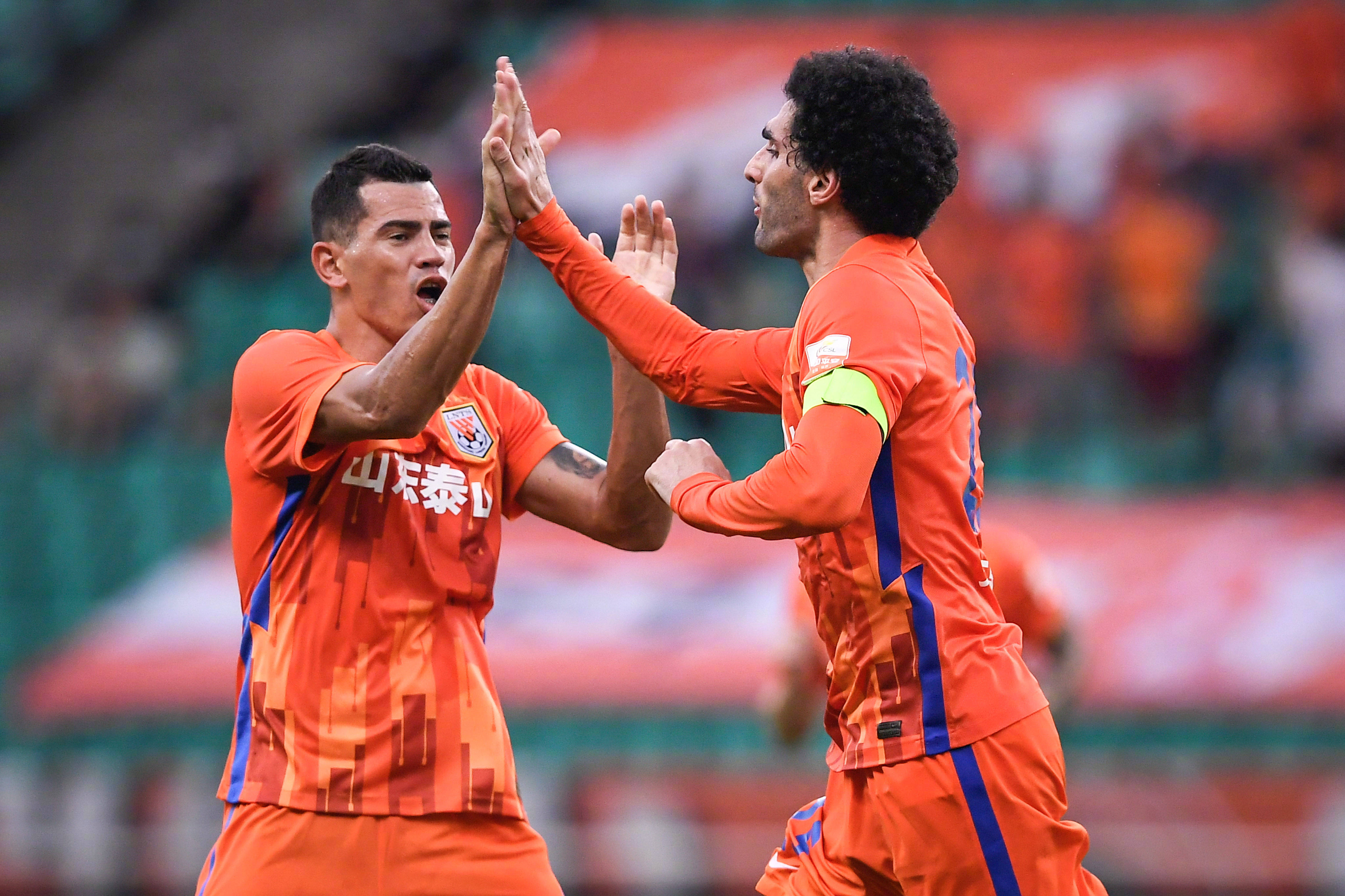 开云下载-巴西横扫曼联，皮克关键制胜