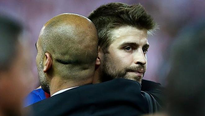 巴西横扫曼联，皮克关键制胜