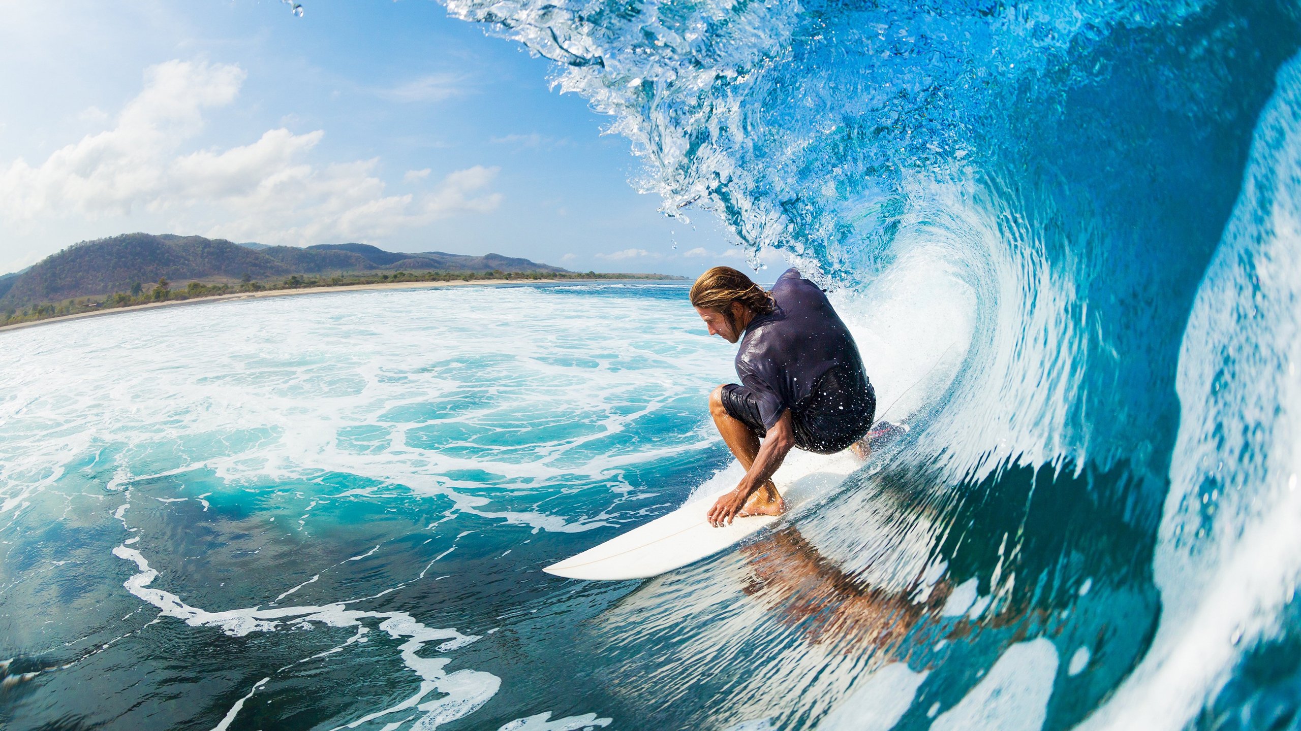 东方壁垒对阵西方魔术，当11亿人的防线遇见莫德里奇的黄金左脚