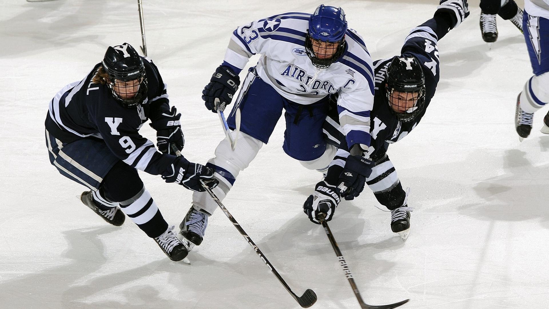 开云APP-沉默的时刻，当德甲争冠之夜在拉亚的指尖静止